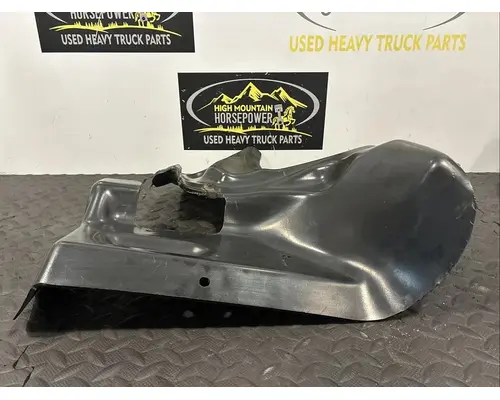 PETERBILT 567 Fender