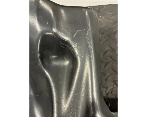 PETERBILT 567 Fender