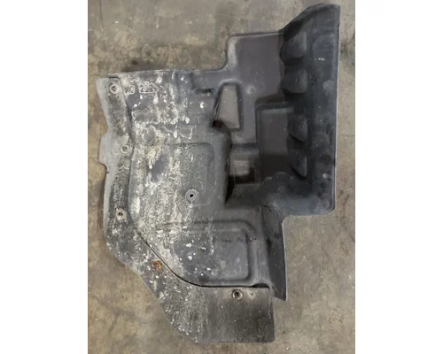 PETERBILT 567 Fender
