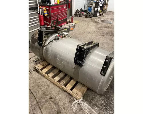 PETERBILT 567 Fuel Tank