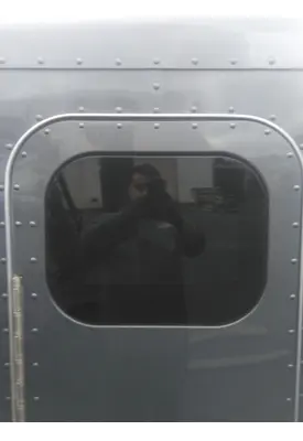 PETERBILT 567 GLASS, SLEEPER