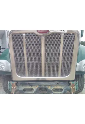 PETERBILT 567 GRILLE