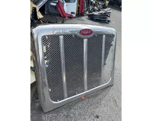 PETERBILT 567 Grille