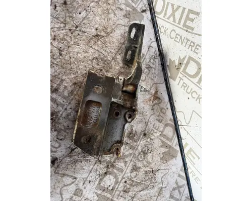 PETERBILT 567 Hood Hinge