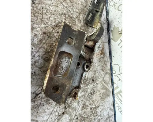 PETERBILT 567 Hood Hinge