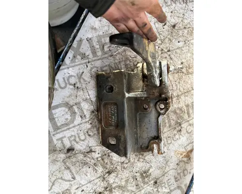 PETERBILT 567 Hood Hinge