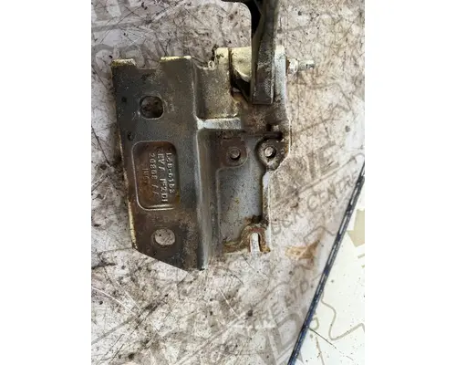 PETERBILT 567 Hood Hinge