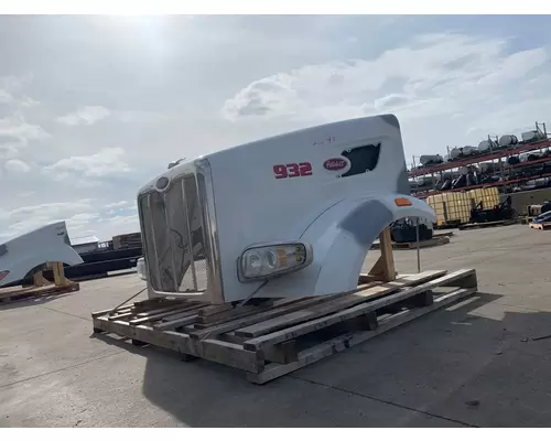 PETERBILT 567 Hood