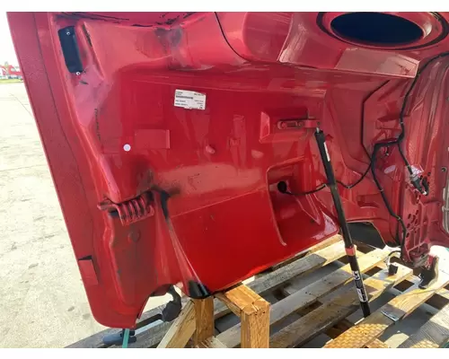 PETERBILT 567 Hood