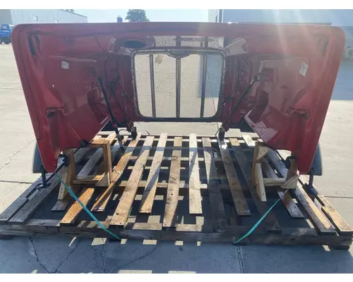 PETERBILT 567 Hood