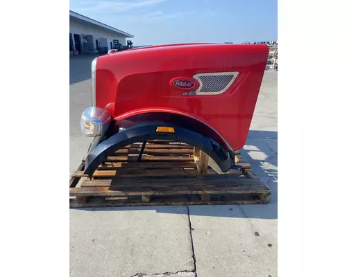 PETERBILT 567 Hood