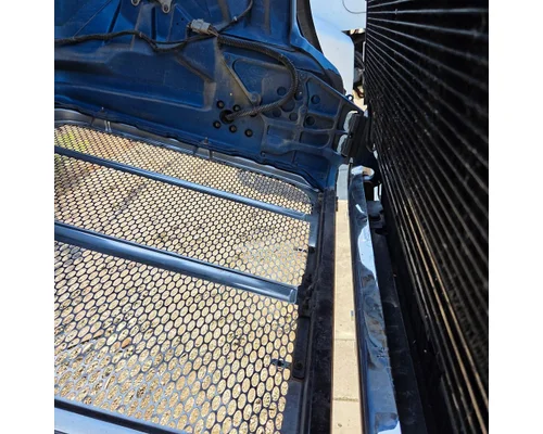 PETERBILT 567 Hood