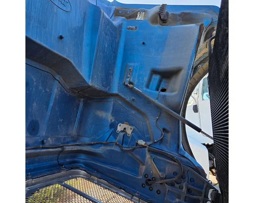 PETERBILT 567 Hood