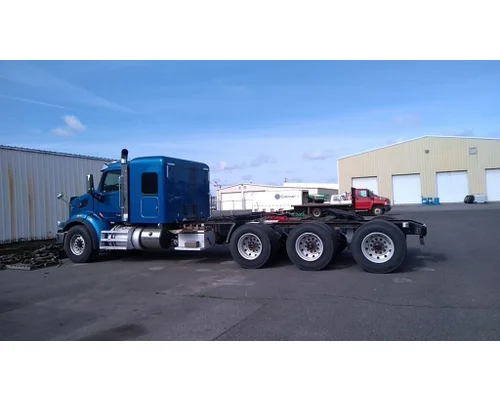 PETERBILT 567 Hood