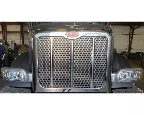 PETERBILT 567 Hood