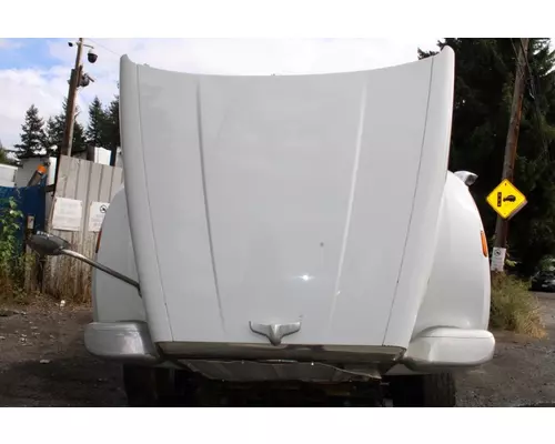 PETERBILT 567 Hood