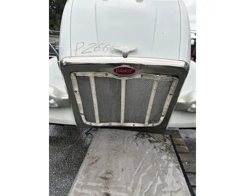 PETERBILT 567 Hood