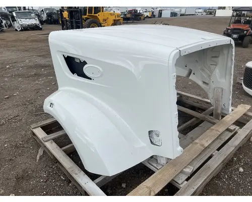 PETERBILT 567 Hood