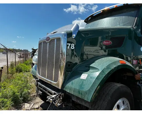 PETERBILT 567 Hood