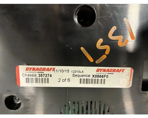 PETERBILT 567 Instrument Cluster