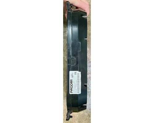 PETERBILT 567 Instrument Cluster