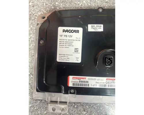 PETERBILT 567 Instrument Cluster