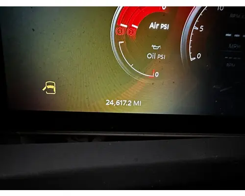 PETERBILT 567 Instrument Cluster