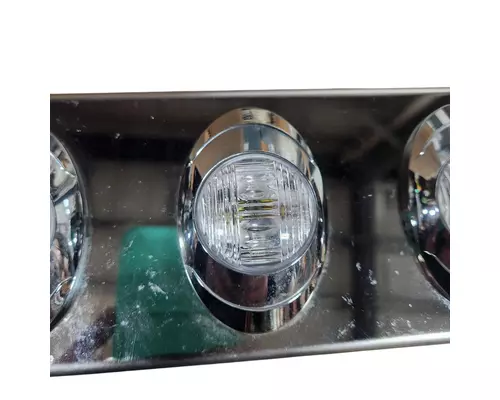 PETERBILT 567 LIGHTING