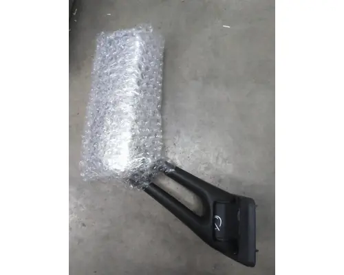PETERBILT 567 MIRROR ASSEMBLY CABDOOR