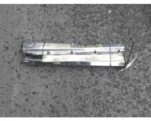 PETERBILT 567 MUD FLAP HANGER