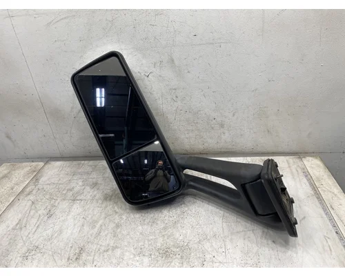 PETERBILT 567 Mirror (Side View)