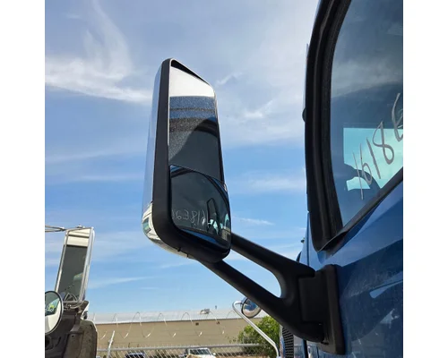PETERBILT 567 Mirror (Side View)