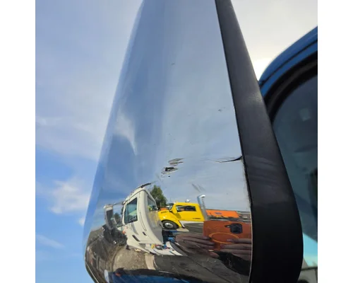 PETERBILT 567 Mirror (Side View)