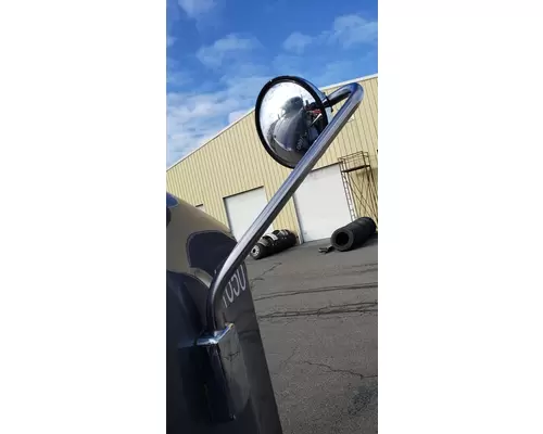 PETERBILT 567 Mirror (Side View)