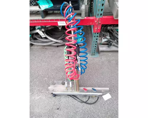 PETERBILT 567 POGO stick, Airelectrical line mount