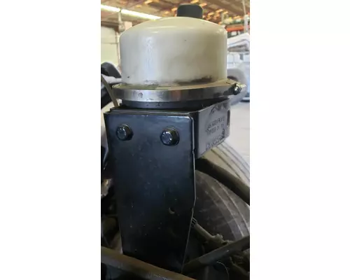 PETERBILT 567 Power Steering Reservoir