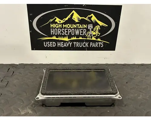 PETERBILT 567 Radio
