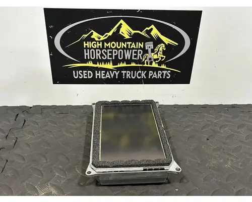 PETERBILT 567 Radio
