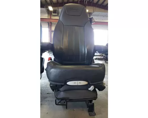 PETERBILT 567 Seat, Front
