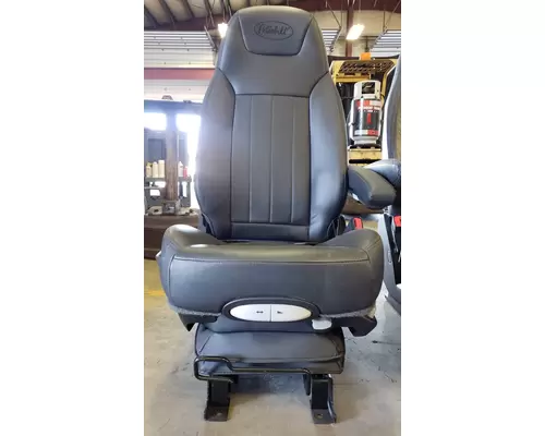 PETERBILT 567 Seat, Front