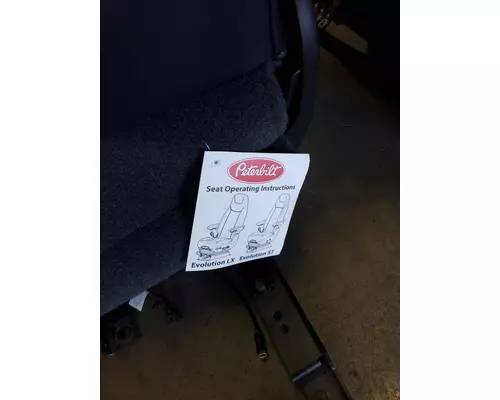 PETERBILT 567 Seat, Front