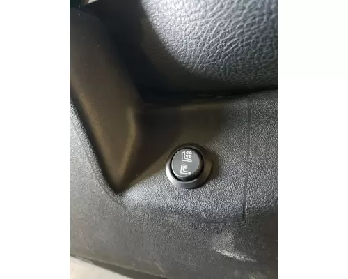PETERBILT 567 Seat, Front