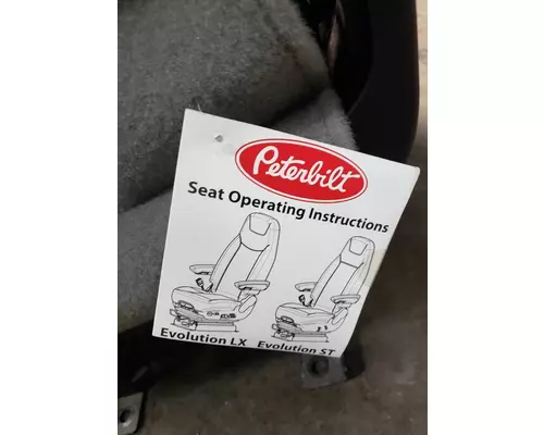PETERBILT 567 Seat, Front