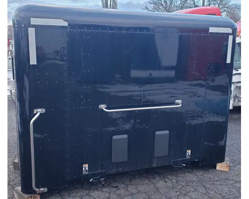 PETERBILT 567 Sleeper