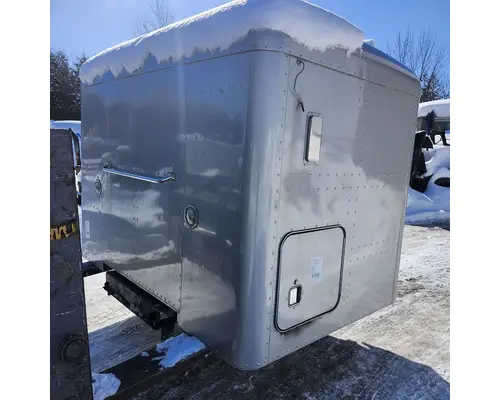 PETERBILT 567 Sleeper