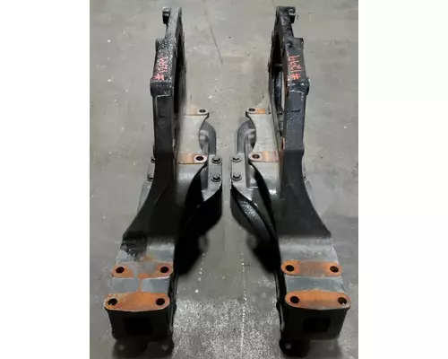 PETERBILT 567 Spring Hanger
