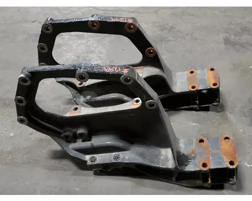 PETERBILT 567 Spring Hanger