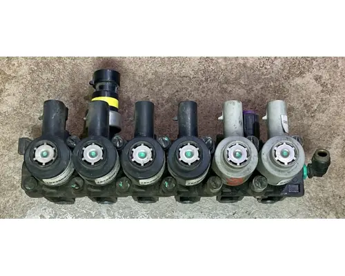 PETERBILT 567 Starter Solenoid