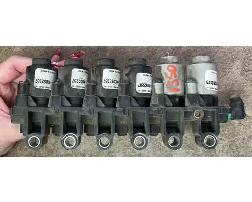 PETERBILT 567 Starter Solenoid