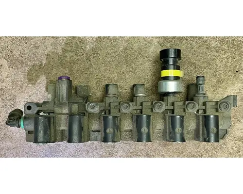 PETERBILT 567 Starter Solenoid